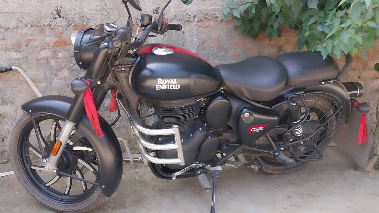 Buy Royal Enfield Classic 350 for Just Rs 50? Here's the Truth Check Mileage, Features & More